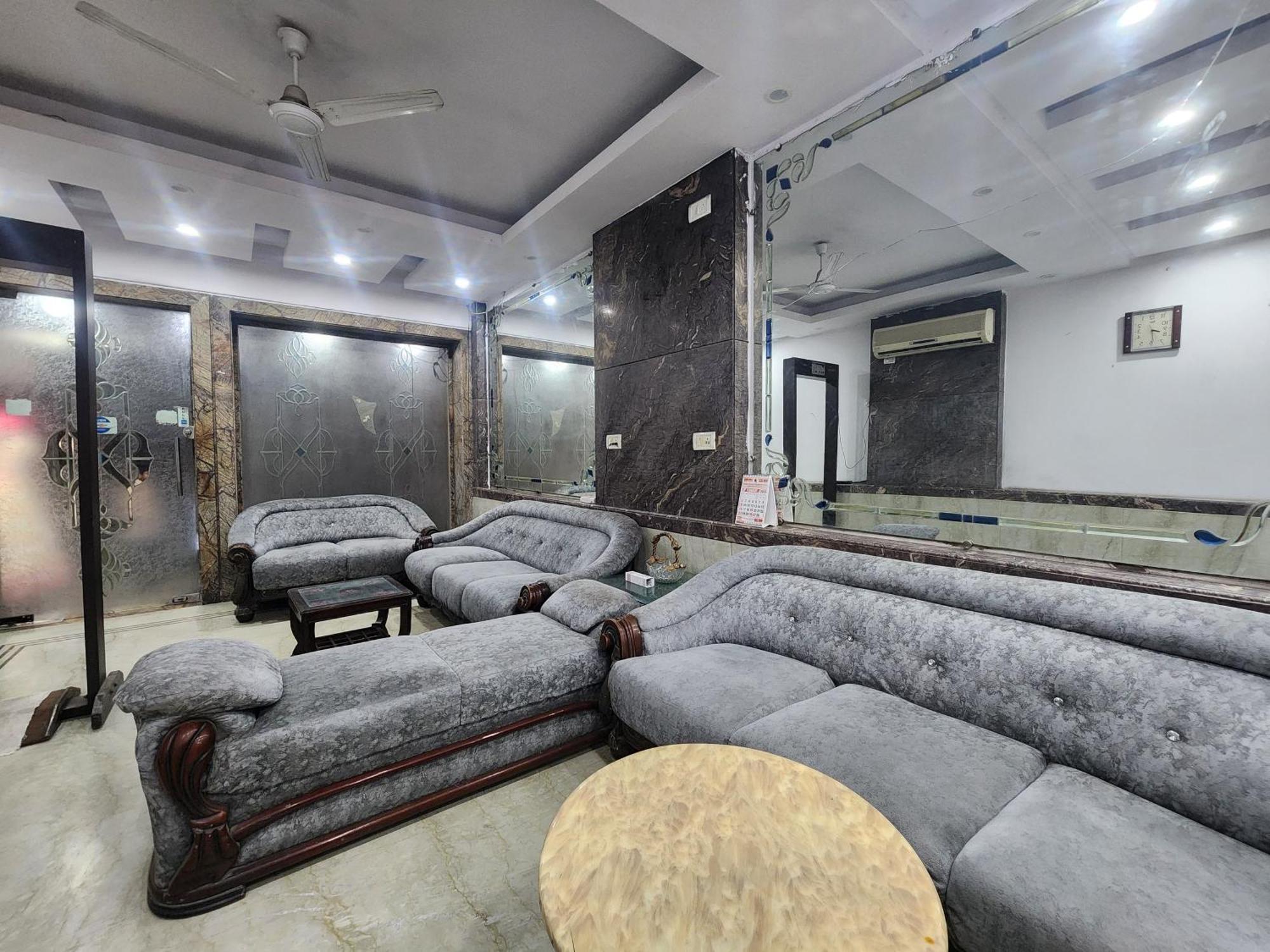 Hotel Mid Town Delhi  Exterior foto